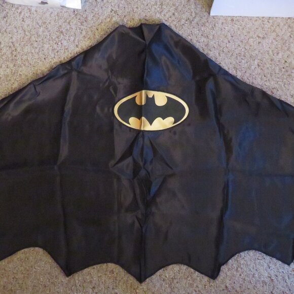 Batman Batgirl cape Black with Gold Logo Halloween Costume for Kids and Adults - Picture 3 of 4